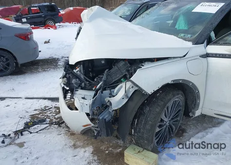 2025 Lincoln Corsair Grand Touring z USA, uszkodzony, nr VIN 5LMTJ5DZ2SUL06783